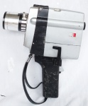 Antiga Filmadora YASHICA  Super - 8 25  (Filmadora não foi testada) Acompanha estojo no estado.