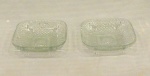 Par de Bowls em vidro moldado.                                                                                                                        Med. Alt. 03 cm.  Larg. 12 cm.