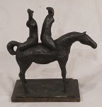 Bela - Escultura em bronze patinado, representando: " Amazonas" base em granito, escultura apresenta assinatura: Caribé  Medidas: Alt,  40 x 38 cm.