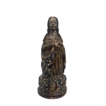 NOSSA SENHORA DA CONCEIÇAO. Imagem sacra brasileira de madeira entalhada e policromada. Base estiliz