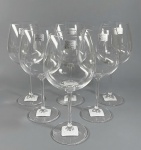 SCHOTT ZWIESEL - Conjunto com 6 taças 'Borgonha Poka' altas em finíssimo cristal alemão de alto padrão, assinadas na base. Med. 22 cm. Com etiqueta e sem uso. Preço na loja: 36 Euros. -------- https://www.zwiesel-glas.com/en/shop/wine-glasses/rose-wine-glasses/allround-glass-vervino