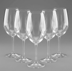 SCHOTT ZWIESEL - Conjunto com 5 taças altas para vinho branco em finíssimo cristal alemão de alto padrão, assinadas na base. Med. 23 cm. Preço na loja: 39 Euros cada. ------- https://www.zwiesel-glas.com/en/shop/wine-glasses/white-wine-glasses/white-wine-glass-vuelo