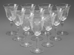 SAINT LOUIS - 10 antigas taças em cristal francês para vinho tinto. Med. 16.5 cm
