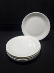 Jogo de 6 pratos rasos de mesa em porcelana Renner Medaillon com friso prata. Medindo 25cm de diâmetro. Com leve desgaste no friso.