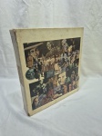 Box de LP's da coleção "Nova História da Música Popular Brasileira", lançada pela Abril Cultural nos anos 70. Contendo 15 LP's