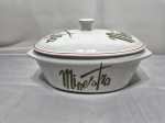 Imperial - Travessa oval funda com tampa em porcelana Calorama estampado Minestra. Medindo 24cm x 16cm x 9,5cm de altura.