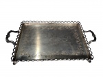 Pransdor | Bandeja espessurada a prata 90 da marca Pransdor, com bordas trabalhadas — peça elegante para servir à mesa. Marcas do tempo. -dim- 52x30x7cm.
