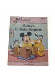 Walt Disney | Livro `Mickey`s Birthday Surprise`, Volume 1 da coleção `Mickey`s Young Readers Library`, Bantam Books. -dim- 21x26cm.