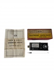 Medidor de R.O.E. antigo acompanhado de caixa, ótimo estado de conservação. -dim- 16x7x8cm.