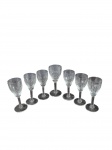 Lote com 7 taças para licor em cristal lapidado. -dim- Maior 10cm A. Menores 9cm A.