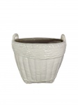Magnífico cachepot produzido em cerâmica branca esmaltada, de formas amplas e aspecto imponente. Marcas do tempo. -dim- 30x33cm.