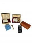 Lote composto por aparelhos de barbear vintage de marcas diversas: Gillette, Mirim e 2 Remington — conjunto de grande apelo para apreciadores de barbearia clássica. Marcas do tempo. -dim- Gillette 8x10x3cm.