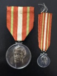 Medalhas Comemorativas, Centenário do Nascimento de Lauro Muller, Data 1864/1964, com Fitas, Prata, Pesos 18g e 4g,  Flor de Cunhos.