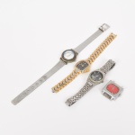 RELÓGIOS, quatro (4) distintos de pulso, todos movimento quartz, sendo: 1 da marca VX, mostrador com algarismos arábicos, caixa e pulseira em aço, medindo 23 mm diâmetro; 1 da marca GD, caixa e pulseira em metal dourado e prateado, medindo 25 x 22 mm; 1 da marca SULINA, caixa em aço, medindo 25 x 22 mm, falta a pulseira; 1 da marca TEACHER, caixa e pulseira em aço com sinais de oxidação, medindo 25 mm diâmetro, usados, não testados e sem garantia, possivelmente demandam bateria, vide foto.