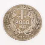 NUMISMÁTICA, Brasil, República, uma (1) moeda em PRATA de 2000 reis de 1924, bom estado de conservação, peso aproximado 8 gr., vide foto.