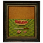 CHRISTINA - Natureza Morta com fundo amarelo sólido e uma Mesa com toalha xadrez. Ass. e datado 85 cid. 40 x 33 cm (MI). 55 x 49 cm (MT). Acervo Particular Maria Anna do Valle Pereira, SP.