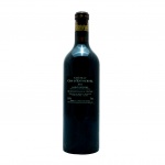 Vinho tinto francês Château Cos d'Estourne da safra de 2011. Classificado como Deuxième Grand Cru Classé (Segundo Crescimento) na histórica Classificação Oficial de Vinhos de Bordeaux de 1855.