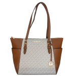 MICHAEL KORS  Bolsa tote modelo Charlotte na cor Vanilla. 25 x 35 x 11 cm. 25 cm (alça de mão). Bolsa nova, sem uso e com etiqueta.