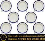 BOCH FRÈRES KERAMIS  CONJUNTO, MADE IN BELGIUM, PARTE DE SERVIÇO DE JANTAR, EXECUTADO EM FAIANÇA ESMALTADA E VITRIFICADA RICAMENTE DECORADA COM BARRA COLORIDA REALÇADA POR FILETES EM VIBRANTE DOURADOS, COMPOSTO POR OITO PRATOS PARA MASSAS E/OU CALDOS, MEDINDO 21,5 CM CADA. APRESENTAM MARCAS DO TEMPO, USO, DESGASTES E/OU IMPERFEIÇÕES COMPATÍVEIS COM SUA UTILIZAÇÃO E ESTADO DE CONSERVAÇÃO, CONFORME FOTOS EXTRAS. ESCLAREÇA TODAS AS DÚVIDAS ANTES DE EFETUAR SEU LANCE, QUE SERÁ CONSIDERADO IRREVOGÁVEL E IRRETRATÁVEL. CONSULTE PREVIAMENTE OS TERMOS E CONDIÇÕES DISPONÍVEIS NO SITE. CONTATO VIA TELEFONE OU WHATSAPP: (21) 98264-3000. ESTE LOTE COMBINA COM OS LOTES Nº 4, 42, 54, 305, 307, 336 E 360.