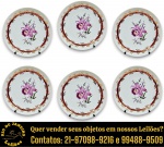 SCHMIDT – CONJUNTO, PARTE DE SERVIÇO DE JANTAR, EXECUTADO EM PORCELANA ESMALTADA E VITRIFICADA, APRESENTANDO DECORAÇÃO EM MOTIVOS FLORAIS AO CENTRO, CIRCUNDADA POR LARGA FAIXA COLORIDA RICAMENTE ORNAMENTADA COM ARABESCOS E FLORÕES EM DOURAÇÃO, COMPOSTO POR SEIS PRATOS SOBREMESA, MEDINDO 19 CM CADA. APRESENTAM MARCAS DO TEMPO, USO, DESGASTES E/OU IMPERFEIÇÕES COMPATÍVEIS COM SUA UTILIZAÇÃO E ESTADO DE CONSERVAÇÃO, CONFORME FOTOS EXTRAS. ESCLAREÇA TODAS AS DÚVIDAS ANTES DE EFETUAR SEU LANCE, QUE SERÁ CONSIDERADO IRREVOGÁVEL E IRRETRATÁVEL. CONSULTE PREVIAMENTE OS TERMOS E CONDIÇÕES DISPONÍVEIS NO SITE. CONTATO VIA TELEFONE OU WHATSAPP: (21) 98264-3000.