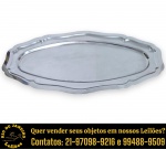 WOLFF - TRAVESSA, PARTE DE SERVIÇO DE MESA, EXECUTADA EM AÇO INOXIDÁVEL, APRESENTANDO FORMATO OITAVADO TRABALHADO COM GOMOS, COM BORDAS ONDULADAS, ALÇAS LATERAIS INTEGRADAS, MEDINDO 60 X 32 CM. APRESENTA MARCAS DO TEMPO, USO, DESGASTES E/OU IMPERFEIÇÕES COMPATÍVEIS COM SUA UTILIZAÇÃO E ESTADO DE CONSERVAÇÃO, CONFORME FOTOS EXTRAS. ESCLAREÇA TODAS AS DÚVIDAS ANTES DE EFETUAR SEU LANCE, QUE SERÁ CONSIDERADO IRREVOGÁVEL E IRRETRATÁVEL. CONSULTE PREVIAMENTE OS TERMOS E CONDIÇÕES DISPONÍVEIS NO SITE. CONTATO VIA TELEFONE OU WHATSAPP: (21) 98264-3000. 
