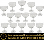 CONJUNTO DE TAÇAS, TIPO COUPE, PARA CHAMPANHE E/OU SOBREMESAS EXECUTADAS EM VIDRO, APRESENTANDO BOJO RASO, HASTE APOIADA SOBRE BASE CIRCULAR, COMPOSTO POR CATORZE (14) PEÇAS, MEDINDO 9 X 7,5 CM CADA. APRESENTAM MARCAS DO TEMPO, USO, DESGASTES E/OU IMPERFEIÇÕES COMPATÍVEIS COM SUA UTILIZAÇÃO E ESTADO DE CONSERVAÇÃO, CONFORME FOTOS EXTRAS. ESCLAREÇA TODAS AS DÚVIDAS ANTES DE EFETUAR SEU LANCE, QUE SERÁ CONSIDERADO IRREVOGÁVEL E IRRETRATÁVEL. CONSULTE PREVIAMENTE OS TERMOS E CONDIÇÕES DISPONÍVEIS NO SITE. CONTATO VIA TELEFONE OU WHATSAPP: (21) 98264-3000.