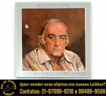 VINICIUS DE MORAES - CONJUNTO DE 04 (QUATRO) DISCOS VINIL/LPS (CAIXA BOX SET), A MULHER, O AMOR, O SORRISO E A FLOR (6328 290), GRAVADORA PHILIPS / POLYGRAM, ANO 1980. O REFERIDO ACERVO COMPÕE-SE, EM SUA MAIORIA, DE PEÇAS USADAS, EM DIFERENTES ESTADOS DE CONSERVAÇÃO E, PORTANTO, PODEM CONTER DESGASTES NATURAIS REFERENTES À AÇÃO DO TEMPO E/OU DO MANUSEIO, ENTRE ELES: SINAIS DE USO, CHIADOS, ESTALOS, RISCOS SUPERFICIAIS, MANCHAS DE GUARDADO, PERDA DE VALIDADE, FALTAS DE CAPAS OU QUAISQUER DESGASTES. CASO NECESSITE DE OUTRAS INFORMAÇÕES ADICIONAIS, BEM COMO PEDIDO DE FOTOS DETALHADAS, DEVERÃO SER SOLICITADAS ATRAVÉS DE NOSSOS CANAIS DE ATENDIMENTO: ADMINISTRATIVO: (21) 97098-9216, ORGANIZAÇÃO: (21) 98264-3000 E (21) 98234-3000, LOGÍSTICA: (21) 99488-9509. NÃO ACEITAREMOS RECLAMAÇÕES POSTERIORES.