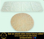 CONJUNTO, PARTE DE SERVIÇO DE MESA, CONFECCIONADO TECIDO POLIÉSTER RENDADO, COM PADRÃO FLORAL, FOLHAGENS E ARABESCOS EM ALTO RELEVO E ACABAMENTO EM BAINHA SIMPLES COMPOSTO POR DUAS PEÇAS, SENDO: NAPPERON, COR CHÁ, MEDINDO 65 CM E CENTRO E/OU TRILHO DE MESA, COM CANTOS ARREDONDADOS, COR MARFIM, MEDINDO 115 X 40 CM. TRATA-SE DE PEÇAS SEMINOVAS, PODENDO APRESENTAR SINAIS DE USO, MARCAS DO TEMPO, DESGASTES NATURAIS, PEQUENAS IMPERFEIÇÕES, RESTAUROS, REPAROS E/OU OUTRAS CARACTERÍSTICAS PRÓPRIAS DE SUA NATUREZA, USO E ESTADO DE CONSERVAÇÃO, NÃO SENDO TAIS ASPECTOS, POR SI SÓ, MOTIVO PARA DESCLASSIFICAÇÃO, CANCELAMENTO OU QUESTIONAMENTOS POSTERIORES, DEVENDO O ARREMATANTE CONSIDERAR TAIS CONDIÇÕES PREVIAMENTE À OFERTA E ARREMATAÇÃO. ESCLAREÇA TODAS AS DÚVIDAS ANTES DE EFETUAR SEU LANCE, QUE SERÁ CONSIDERADO IRREVOGÁVEL E IRRETRATÁVEL. CONSULTE PREVIAMENTE OS TERMOS E CONDIÇÕES DISPONÍVEIS NO SITE. CONTATO (21) 98264-3000.