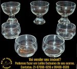 CONJUNTO PARA SOBREMESAS EXECUTADO EM VIDRO TRANSPARENTE COMPOSTO POR SETE PEÇAS, SENDO: TRÊS TAÇAS, COM BOJO SEMIESFÉRICO E PÉ CURTO MACIÇO, MEDINDO 11,5 X 11 CM CADA E QUATRO BOWLS, DE FORMATO CILÍNDRICO COM BASE ESPESSA REFORÇADA, MEDINDO 6 X 8,5 CM CADA. APRESENTAM MARCAS DO TEMPO, USO, DESGASTES E/OU IMPERFEIÇÕES COMPATÍVEIS COM SUA UTILIZAÇÃO E ESTADO DE CONSERVAÇÃO, CONFORME FOTOS EXTRAS. ESCLAREÇA TODAS AS DÚVIDAS ANTES DE EFETUAR SEU LANCE, QUE SERÁ CONSIDERADO IRREVOGÁVEL E IRRETRATÁVEL. CONSULTE PREVIAMENTE OS TERMOS E CONDIÇÕES DISPONÍVEIS NO SITE. CONTATO VIA TELEFONE OU WHATSAPP: (21) 98264-3000. 