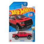 Hot Wheels Mattel – ’23 RAM 1500 – miniatura colecionável em escala 1/64, na cor vermelha com detalhes em preto e rodas off-road. Edição New for 2024, nº 97/250 da coleção principal e nº 7/10 da série Factory Fresh. Referência HXB33. Fabricada na Malásia. Miniatura lacrada em sua embalagem original, apresentando sinais de armazenamento na cartela, conforme fotos. Produto exatamente das fotos do anúncio.