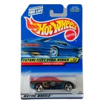 Hot Wheels Mattel – Pontiac Rageous – miniatura colecionável em escala aproximada 1/64, na cor preta com teto translúcido vermelho e grafismos em azul, dourado e prata. Lançamento 2000, integrante da série Future Fleet 2000, nº 2 de 4 e Collector nº 002. Código 26005. Miniatura lacrada em sua embalagem original, apresentando sinais de armazenamento na cartela conforme fotos. Produto exatamente das fotos do anúncio.