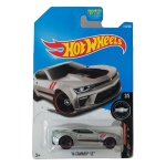 Hot Wheels ’16 Camaro SS, miniatura em escala 1/64, integrante da série especial Camaro Fifty, criada em comemoração aos 50 anos do Chevrolet Camaro (1967–2017). Modelo nº 2/5 da série e 155/365 da coleção Hot Wheels 2017. Acabamento prata metálico com faixas pretas e vermelhas, rodas pretas com aros vermelhos e carroceria em metal com base plástica. Fabricado na Malásia. Lançamento 2017. Miniatura lacrada em sua embalagem original, conforme fotos. Produto exatamente das fotos do anúncio.
