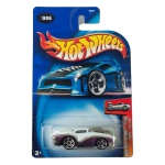 Hot Wheels ’Tooned Two 2 Go, miniatura em escala 1/64, integrante da coleção 2004 First Editions, nº 006 e 6/100 da série. Modelo estilizado da linha ’Tooned, com carroceria branca, laterais em tom magenta/roxo, grande motor cromado exposto, interior cromado e rodas PR5. Casting criado por Larry Wood e lançado originalmente em 2004. Código B3557. Fabricado na Malásia. Lançamento 2004. Miniatura lacrada em sua embalagem original, conforme fotos. Produto exatamente das fotos do anúncio.