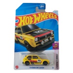 Hot Wheels ’73 Honda Civic Custom, miniatura em escala aproximada 1/64, integrante da coleção Mainline 2024, série HW Compact Kings, nº 4/5 e nº 90/250 da coleção anual. Modelo na cor amarela com capô preto, faixas pretas e vermelhas e decoração de competição nº 73, com logotipos Honda, Bridgestone e Motul. Rodas pretas e interior preto. Código HTC19. Fabricado na Malásia. Lançamento 2024. Miniatura lacrada em sua embalagem original, conforme fotos. Produto exatamente das fotos do anúncio.