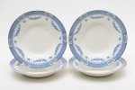 KNOWSLEY - Conjunto de 4 pratos para sopa, em faiança inglesa esmaltada e vitrificada com decoração floral. Diâmetro: 22,5cm.