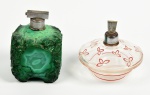 Lote constando 02 perfumeiros em vidro. Med: Maior 11cm / Menor 10cm (maior apresenta bicados na base)