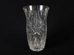 Vaso em cristal lapidado. Med: Alt 29cm / diâmetro 17cm