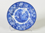 WOODS WARE - Prato para sobremesa em faiança inglesa esmaltada e vitrificada com decoração fazendinha. Diâmetro: 17cm.