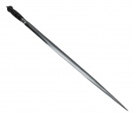 PUNHAL NORDESTINO - Antigo punhal nordestino caracterizado por uma lâmina longa e cabo artesanal trabalhado. Lâmina estreita e longa em aço, cabo torneado e decorado combinando anéis de metal com material escuro. Medida: 49,5cm. Possui desgastes e pequenas avarias no cabo.