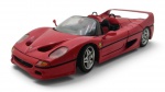 MAISTO - FERRARI F50 (1995) - SPECIAL EDITION - Miniatura da Maisto da icônica Ferrari F50 de 1995, em escala 1/18, feita de ferro com partes plásticas, acompanha base original com nome, ano e marca da miniatura e caixa. Peça muito bem detalhada. Rodas livres, traseira e capô móveis. Observação: Possui desgastes e ínfimas marcas.