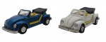 SUNNYSIDE - FUSCA - Lote com 2 miniaturas de Fuscas em escala 1/36, feitos de metal com partes plásticas, rodas livres e portas móveis. Possuem leves desgastes, marcas e avarias nos pneus de alguns modelos. Fusca branco com capô avariado, ambos com avarias nos pneus.