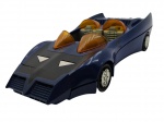 ESTRELA - BATMÓVEL - Antigo brinquedo retratando o clássico Batmóvel da linha Super Powers,  do mesmo molde da icônica marca norte americana Kenner, lançada nos anos 80. Feito em plástico rígido, rodas livres e possui mecanismos. Medida: 35cm aproximadamente. Não testado, possui marcas e desgastes, ausência de adesivos, parte frontal parcialmente avariada.