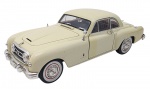SIGNATURE MODELS - Miniatura da Signature Models retratando um NASH 1953, feito nos EUA, escala 1:24, rodas livres, partes móveis e pneus de borracha. Pode conter ínfimos desgastes e marcas. Pequena avaria na antena.