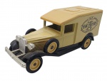 LLEDO DAYS GONE - Antiga miniatura de ferro com partes plásticas da Lledo, coleção Days Gone, feito na Inglaterra nos anos 80. Escala 1:50 / 1:64 (box scale). Retrata carro daThe Original Cook's Matches. Pode conter ínfimas marcas.