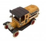 LLEDO DAYS GONE - Antiga miniatura de ferro com partes plásticas da Lledo, coleção Days Gone, feito na Inglaterra nos anos 80. Escala 1:50 / 1:64 (box scale). Retrata carro da Hofmeister. Pode conter ínfimas marcas.
