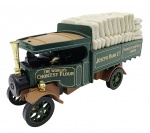 MATCHBOX -  MODELS OF YESTERYEAR - 1922 FODEN C TYPE STEAM WAGON - Miniatura Matchbox, feita em metal com partes plásticas, rodas livres, escala 1:72. Feita em Macau. Pode conter ínfimos desgastes.