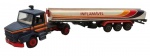 ARPRA - SUPERMINI - SCANIA 112 H TANQUE COM LÍQUIDO INFLAMÁVEL - Antiga miniatura de caminhão modelo Scania 112 H tanque com líquido inflamável, com origem brasileira, feita em metal com partes plásticas na escala 1:50 da década de 80. Possui ínfimas marcas.