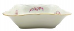 C.T. TIELSCH WABRZYCH, MADE IN POLAND - Parte de serviço de jantar com 01 bowl quadrado adornado com coloridos buquês florais e filete dourado na borda. Em porcelana polonesa. Medidas: 24 x 7 cm.