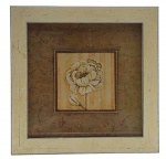 JO MOULTON - Quadro, arte impressa, assinada, CIE, representando natureza morta; moldura em madeira com frontal de vidro. Medidas com moldura: 37 x 37 cm. Medidas sem moldura: 15 x 15 cm.