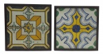 02 painéis emoldurados com quatro antigos e diferentes azulejos de estética clássica portuguesa, adornados com volutas, motivos florais, vegetalistas e geométricos simétricos; em cerâmica esmaltada policromada. Medidas: 29,5 x 29,5 cm; 29 x 29 cm. Azulejos com desgaste natural nas bordas e pequenas fissuras no esmalte condizentes com peças antigas; molduras com desgastes.